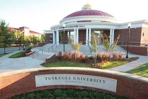 Tuskegee University Bans Bonnets and Durags in Classrooms, Sparking Debate Over Professionalism