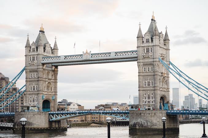 UK Regulator Softens Crypto Rules as Countries Compete for Digital Asset Growth