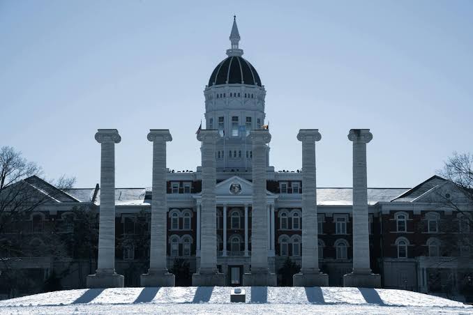Howard University Reinstates Some Students After Unenrolling 502 Incoming Freshmen