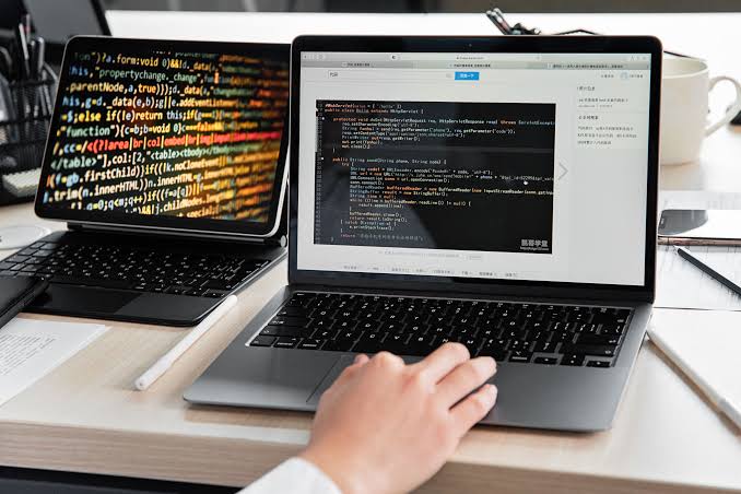 New To Education Web Development: What Small Businesses Need From a Modern Website
